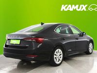 Käytetty Skoda Octavia Style 150 HP (110 kW) 2022 Musta Sedan