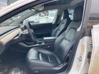 Käytetty Tesla Model 3 366 kW (498 HP) 2020 Sedan