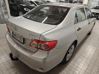Käytetty Toyota Corolla Terra 99 HP (72 kW) 2012 Sedan