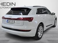 Käytetty Audi e-tron Advanced Plus 300 kW (408 HP) 2019 Valkoinen Katumaasturi