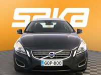 Käytetty Volvo S60 Momentum 114 HP (83 kW) 2012 Sedan