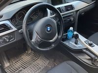 käytetty BMW 320 320 F31 Touring d TwinPower Turbo A xDrive Business Automatic ** Juuri tullut! / Suomi-auto / Muistipenkki / Xenon **
