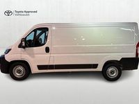 Uusi Toyota Proace 138 HP (101 kW) 2025 Valkoinen Tila-auto