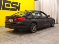 käytetty BMW 530 530 e xDrive iPerformance Sedan Sport Line / Digimittaristo / Navigointi / Sport-istuimet / Blow-By-Heater