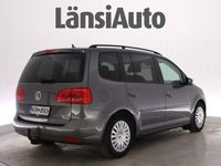 käytetty VW Touran Comfortline 2,0 TDI 103 kW (140 hv) *MYYDÄÄN HUUTOKAUPAT.COM*