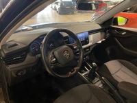 Käytetty Skoda Kamiq Ambition 90 HP (66 kW) 2022 Musta Katumaasturi