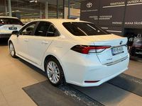 Käytetty Toyota Corolla Premium 122 HP (89 kW) 2023 Valkoinen Sedan