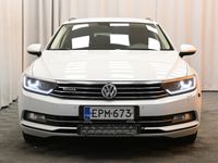 käytetty VW Passat Variant Comfortline 2,0 TDI 140 kW (190 hv) 4MOTION DSG-aut Winter Edition ** Suomiauto / ACC / Lisälämmitin / Koukku **