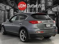 Käytetty Nissan Skyline 330 HP (242 kW) 2013 Coupe - kaksiovinen