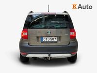 Käytetty Skoda Yeti Adventure 105 HP (77 kW) 2012 Ruskea (beige) Katumaasturi