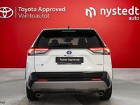 Käytetty Toyota RAV4 Style 219 HP (161 kW) 2021 Valkoinen Katumaasturi