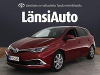 Käytetty Toyota Auris Business Edition 99 HP (72 kW) 2016 Tila-auto