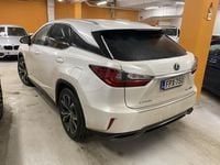 Käytetty Lexus RX450h 262 HP (192 kW) 2016 Katumaasturi