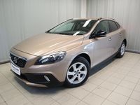Käytetty Volvo V40 Momentum 190 HP (139 kW) 2016 Ruskea Viistoperä