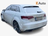 Käytetty Audi A3 Sportback Comfort 125 HP (91 kW) 2016 Valkoinen Viistoperä