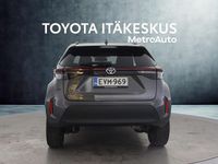 Käytetty Toyota Yaris Cross 116 HP (85 kW) 2024 Harmaa Katumaasturi