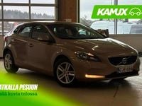 Käytetty Volvo V40 Kinetic 114 HP (83 kW) 2014 Sedan