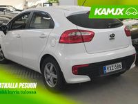 Käytetty Kia Rio LX 83 HP (61 kW) 2015 Valkoinen Sedan