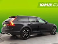 Käytetty Volvo V90 CC Pro 190 HP (139 kW) 2018 Musta Farmari