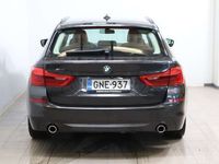 käytetty BMW 520 520 G31 Touring d A xDrive Business Comfort - Lisälämmitin kaukolla / Nahat / Kamera / Navi / Koukku