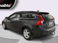 käytetty Volvo V60 D4 Momentum Edition Business aut