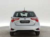 käytetty Toyota Yaris Hybrid 1,5 Hybrid Active 5ov - ** Approved, P-Kamera, Navi, Vakkari, Avaimeton käynnistys**