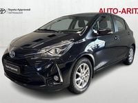 Käytetty Toyota Yaris Edition 72 HP (52 kW) 2017 Musta Viistoperä