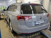 Käytetty VW Passat Business 150 HP (110 kW) 2023 Harmaa Farmari
