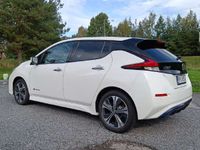 käytetty Nissan Leaf N-Connecta 40kwh, Adapt.vakkari/Navi/Kamera/Keyless-Go/Bliss/2. OEM-alut/Juuri huollettu/Rahoitus!