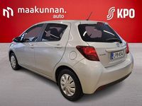 Käytetty Toyota Yaris Style 99 HP (72 kW) 2015 Hopea Viistoperä