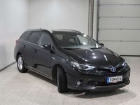 käytetty Toyota Auris Touring Sports 1,8 Hybrid Active Edition - Navigointi, pysäköintitutkat edessä ja takana, moottorinl