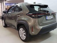 Käytetty Toyota Yaris Cross Active 114 HP (83 kW) 2025 Ruskea (beige) Katumaasturi