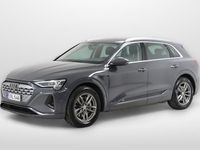 Käytetty Audi Q8 e-tron Advanced 250 kW (340 HP) 2023 Achatgrau met. Katumaasturi