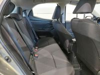 Käytetty Toyota Yaris Hybrid Active 116 HP (85 kW) 2024 Ruskea Viistoperä