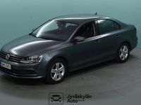 Käytetty VW Jetta 105 HP (77 kW) 2017 Harmaa Sedan