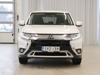 käytetty Mitsubishi Outlander 2,0 MIVEC Active 2WD CVT 7P - 3kk lyhennysvapaa