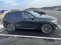 käytetty BMW X5 G05 xDrive45e A M-SPORT ** ACC / Laser / Ilma-alusta / Panoraama / H&K / HUD / Comf. Access / 360° / Merino **