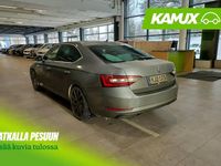 Käytetty Skoda Superb Business Line 150 HP (110 kW) 2018 Hopea / harmaa Sedan