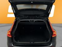 Käytetty Volvo V60 Momentum 190 HP (139 kW) 2020 Farmari