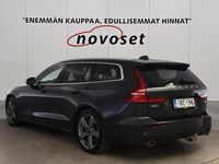 Käytetty Volvo V60 Momentum 340 HP (250 kW) 2020 Harmaa Farmari
