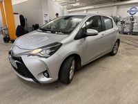 Käytetty Toyota Yaris Hybrid Active 73 HP (53 kW) 2018 Viistoperä