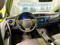 Käytetty Toyota Auris Touring Sports Edition 99 HP (72 kW) 2017 Hopea / harmaa Farmari