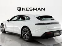 käytetty Porsche Taycan Taycan Sport Turismoheti toimitukseen rahoitus alken 599/kk Advantage pack, Bose, Carrara White Metallic 20" vanteet.