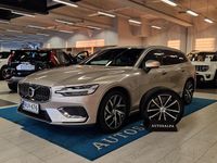 Käytetty Volvo V60 Plus 350 HP (257 kW) 2023 Farmari