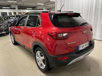 Käytetty Kia Stonic EX 120 HP (88 kW) 2018 Punainen Katumaasturi