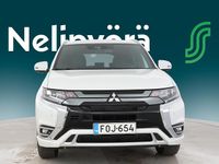 Käytetty Mitsubishi Outlander P-HEV Instyle 135 HP (99 kW) 2020 Katumaasturi