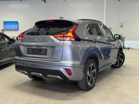 käytetty Mitsubishi Eclipse Cross 2.4 PHEV Instyle 4WD | JUURI SAAPUNUT! | ACC | 360-Kamera | Nahka/mokka | Sähkösäädöt | Ratinlämmitin