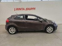 Käytetty Kia Rio LX 86 HP (63 kW) 2013 Viistoperä