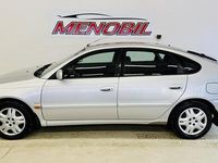 Käytetty Toyota Avensis Terra 110 HP (80 kW) 2002 Viistoperä