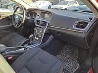 Käytetty Volvo V40 Kinetic 114 HP (83 kW) 2014 Viistoperä